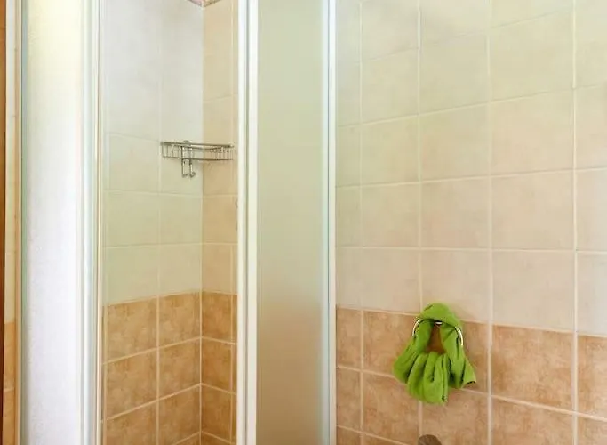 公寓 New Attic View 4