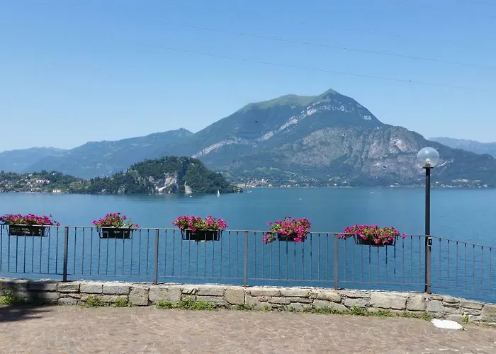 Lägenhet New Attic View 4 Varenna